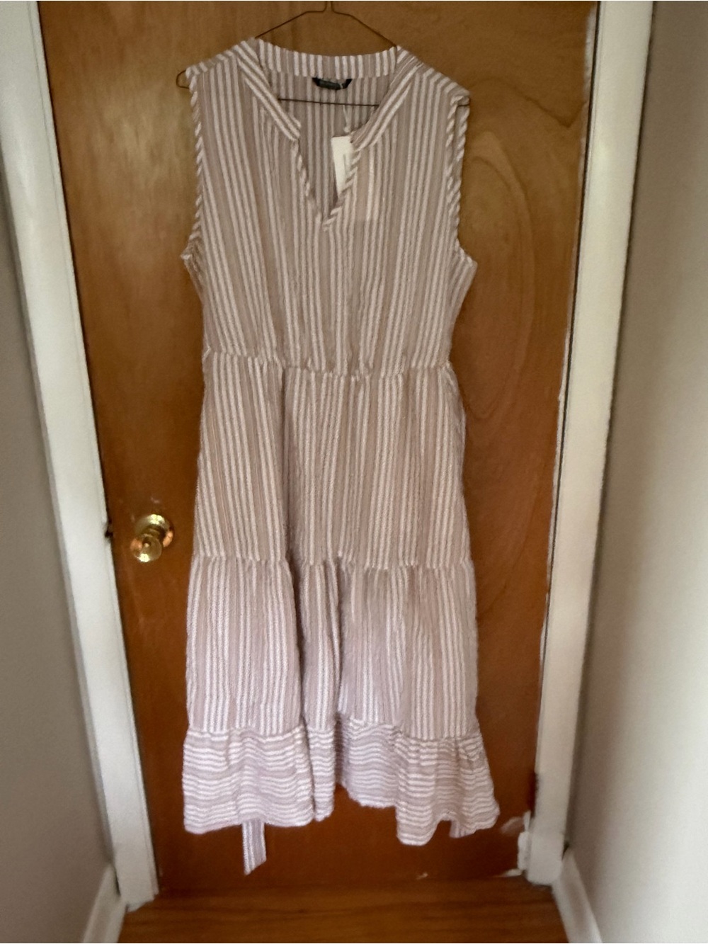 1X -2X Sleeveless Striped Tiered Dress in Cream and White